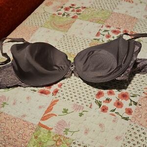 Victoria's Secret Gray Lace Underwire Bra